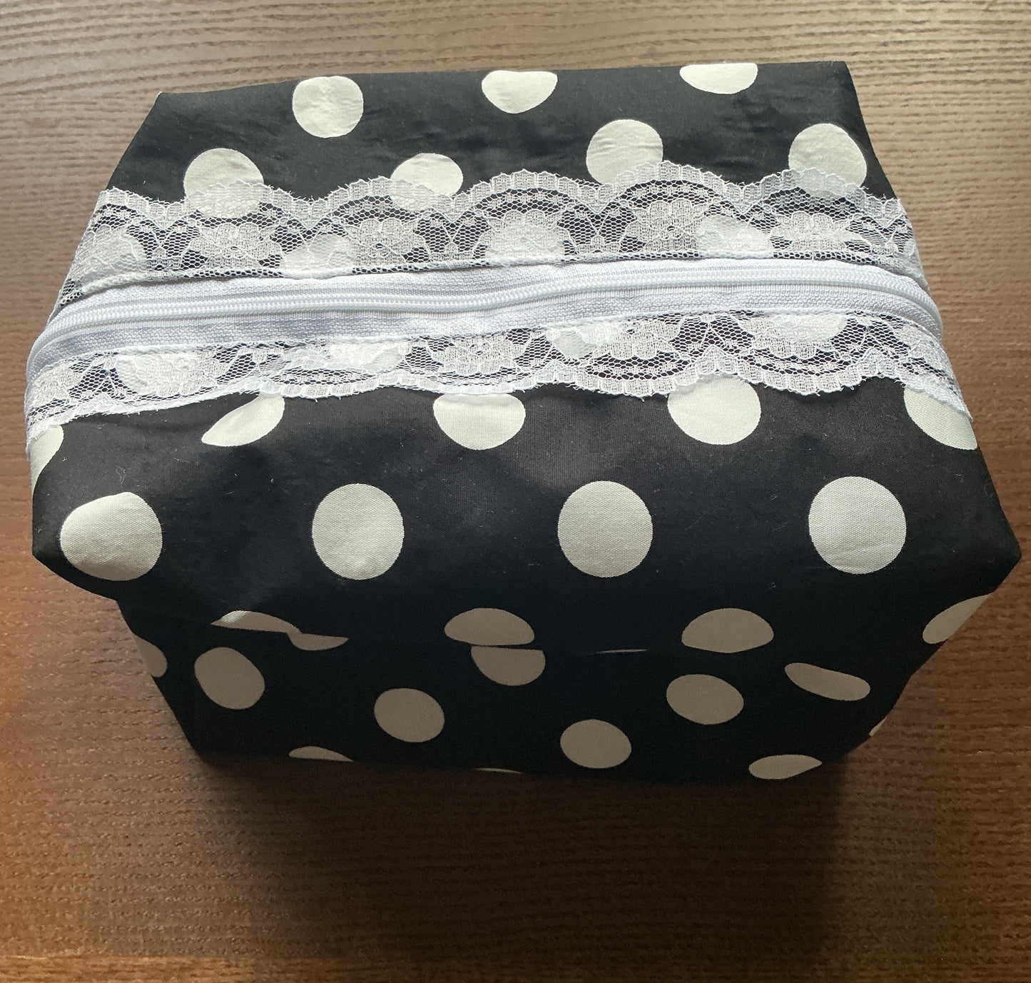 Black/White Polka Dot Makeup Bag