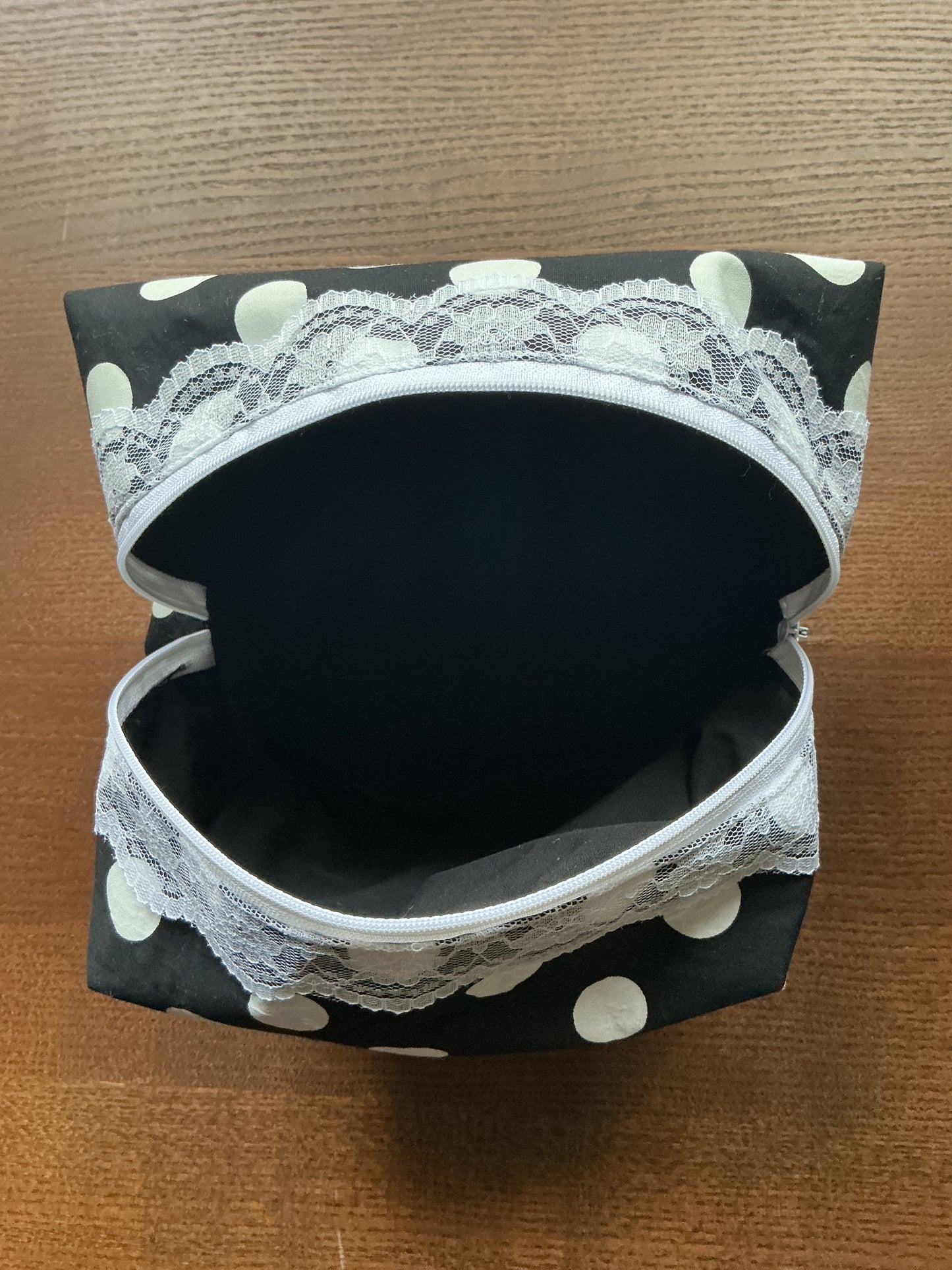 Black/White Polka Dot Makeup Bag