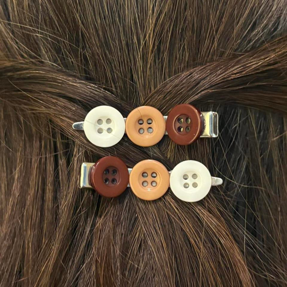 Vanilla Latte Button Hair Clips