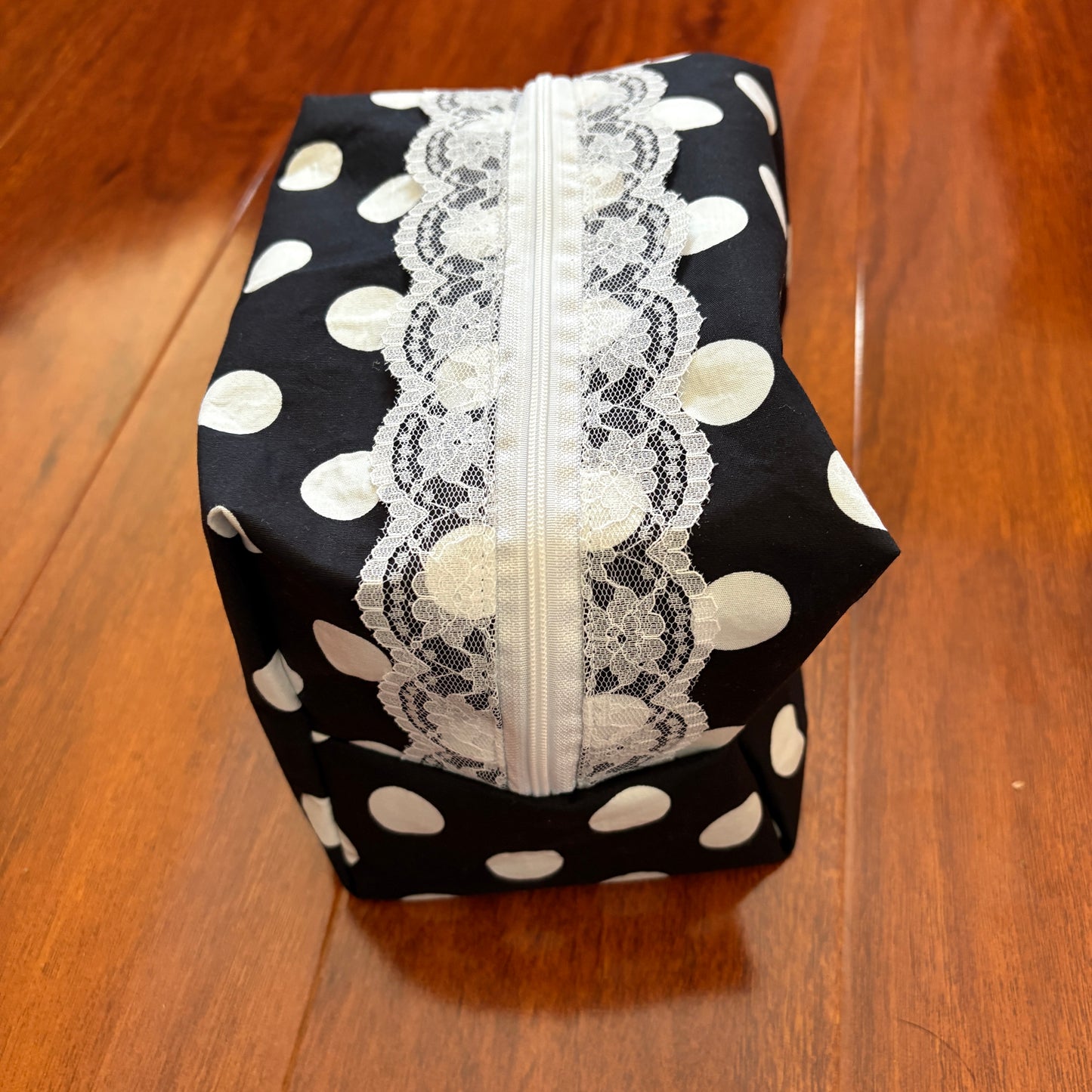 Black/White Polka Dot Makeup Bag