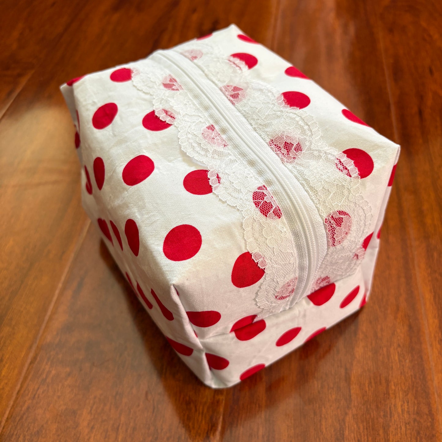 White/Red Polka Dot Makeup Bag